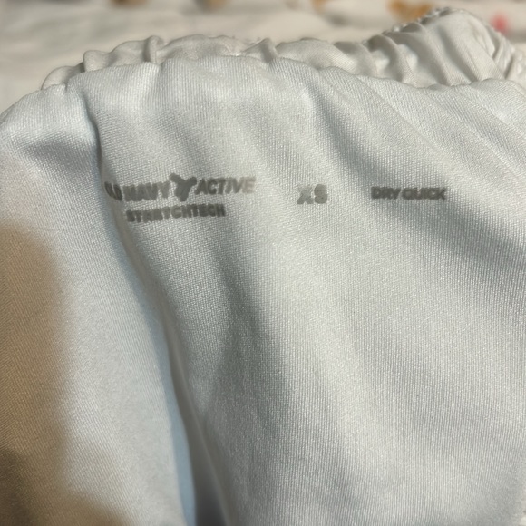 old navy white athletic shorts, size XS - Picture 3 of 4